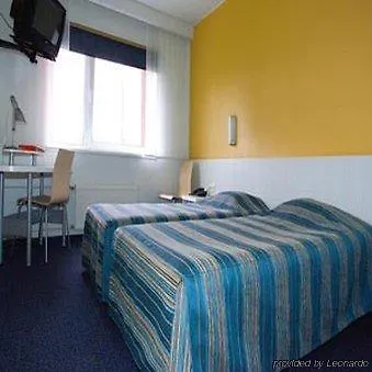 מלון Tallink Express 3*