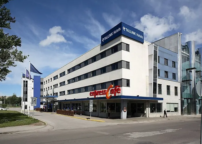 Отель Tallink Express 3*